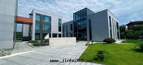 The union manor villa is still dry after two years!